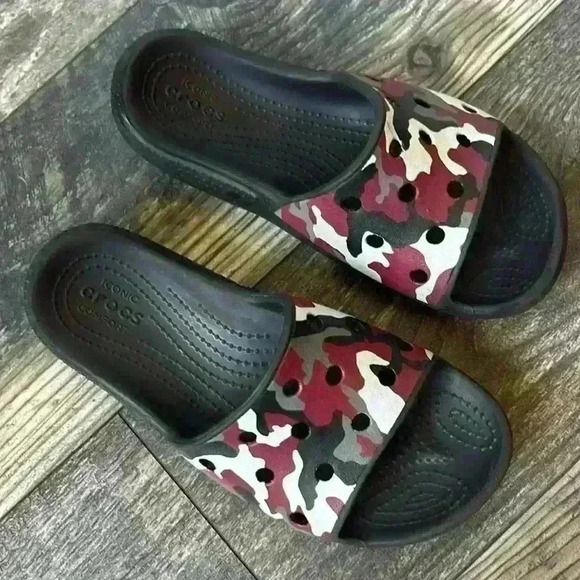 CROCS Camo Slides - Picture 3 of 6